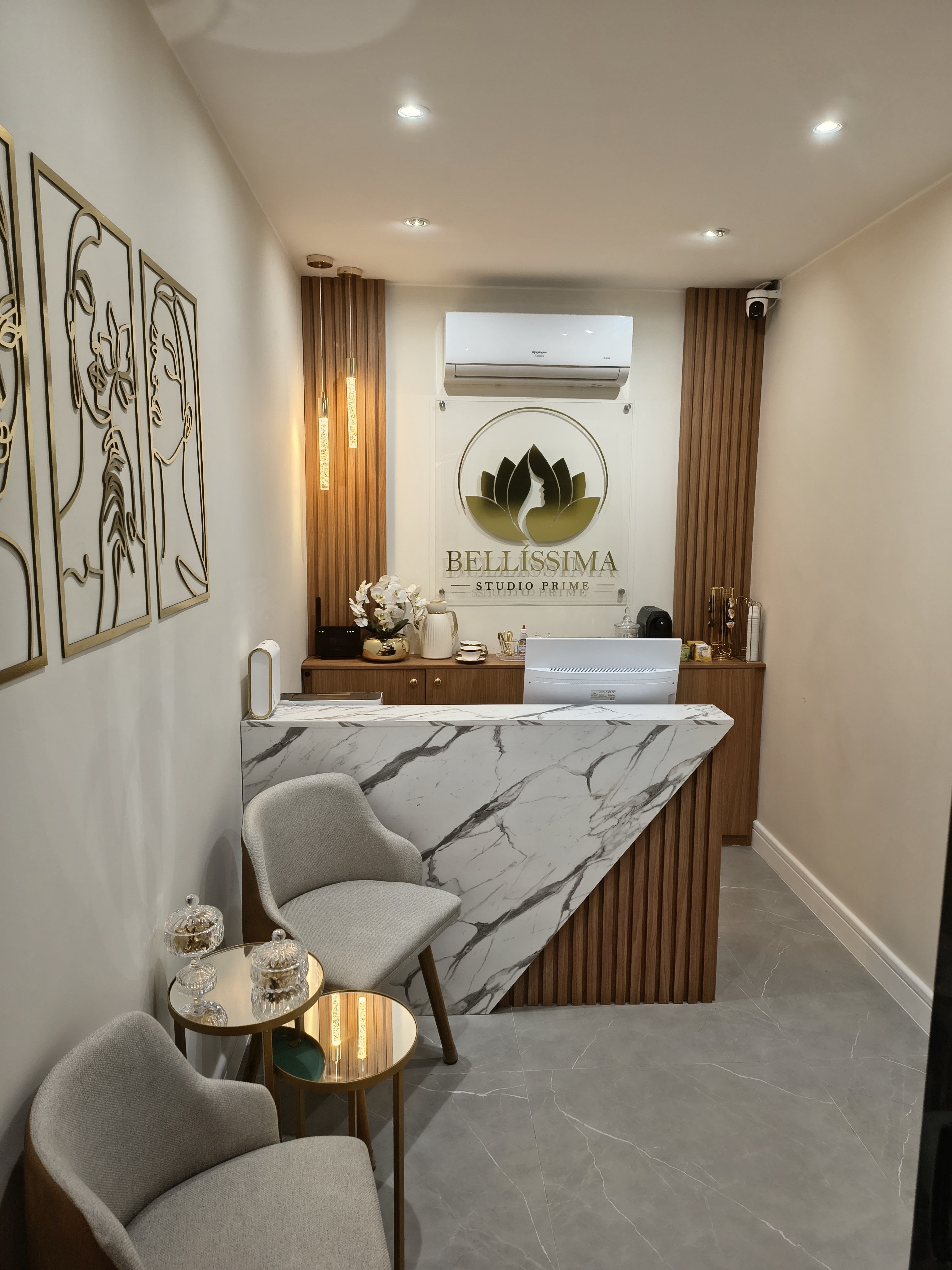 Recepção Bellíssima Studio Prime — interior premium